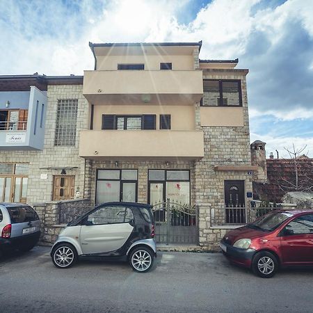 Ivica Apartments Имотски Екстериор снимка