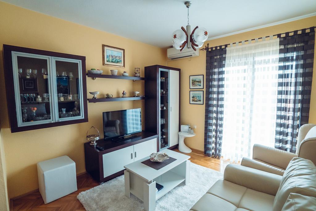Ivica Apartments Имотски Екстериор снимка