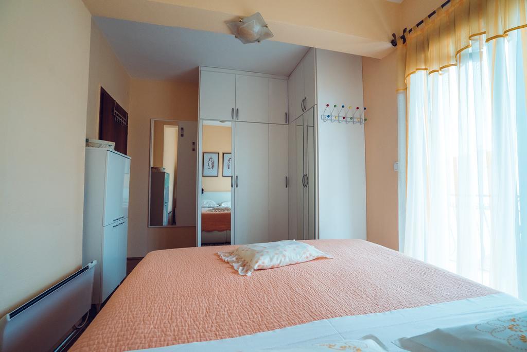 Ivica Apartments Имотски Екстериор снимка