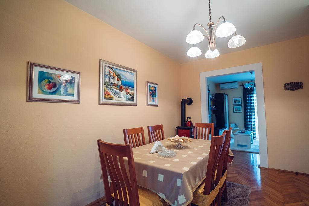Ivica Apartments Имотски Екстериор снимка