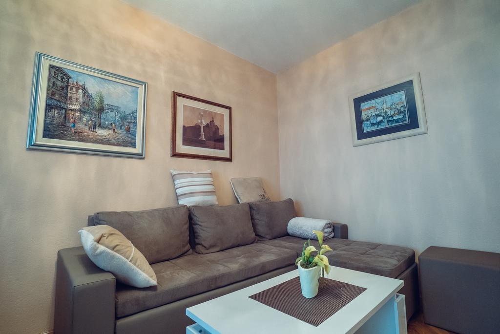Ivica Apartments Имотски Екстериор снимка