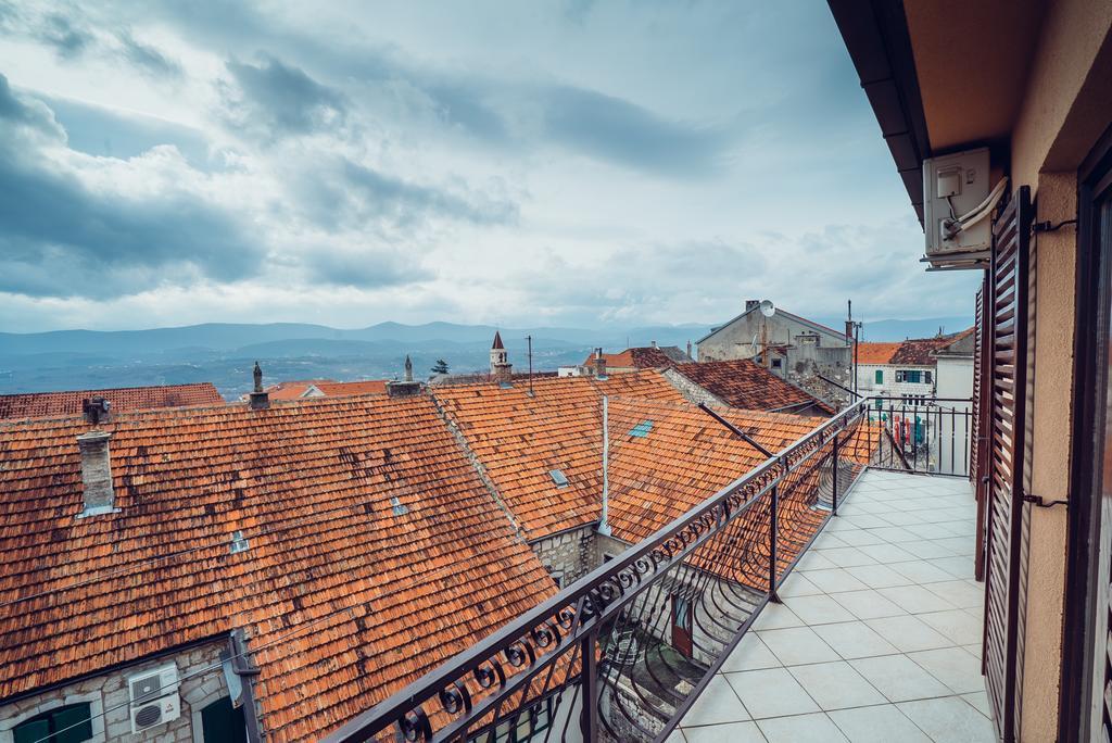 Ivica Apartments Имотски Екстериор снимка