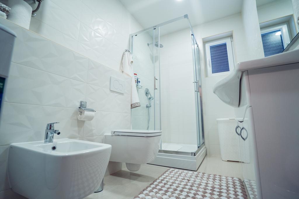 Ivica Apartments Имотски Екстериор снимка