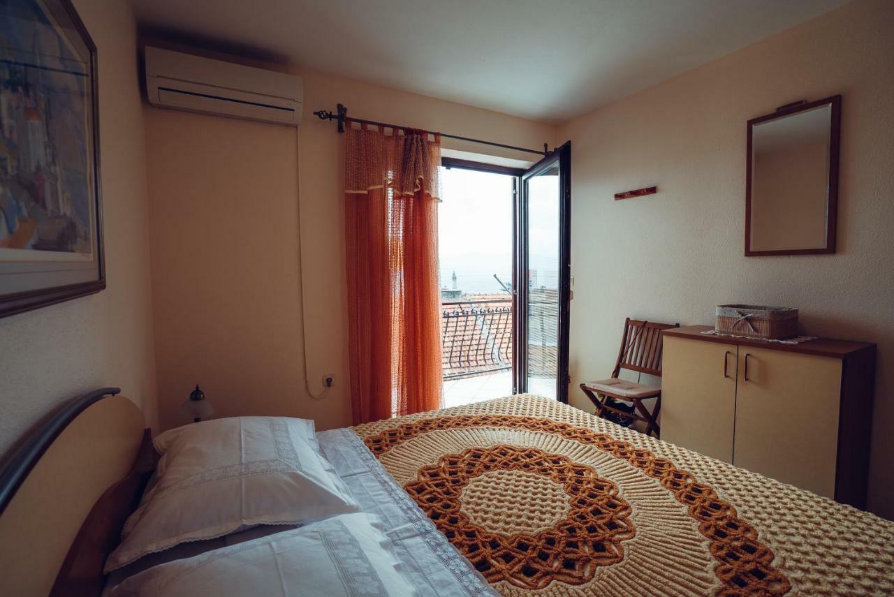 Ivica Apartments Имотски Екстериор снимка